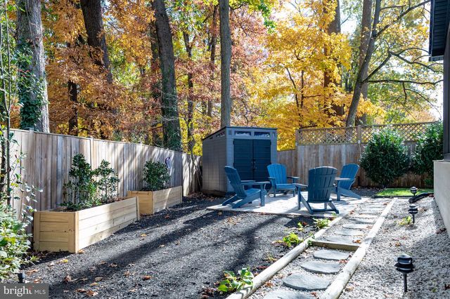 3809 MOSS DR, Annandale, VA 22003