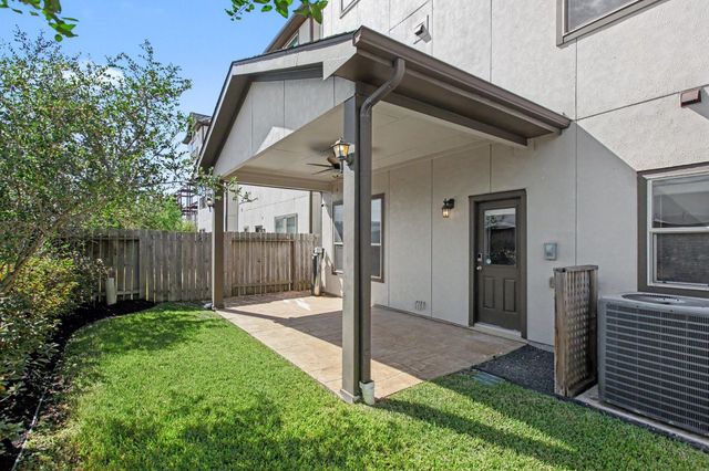 1506 Peyton Oaks Place, Houston, TX 77043