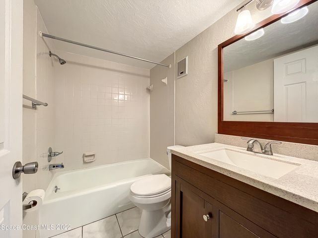 205 Palmetto Avenue 108, Merritt Island, FL 32953