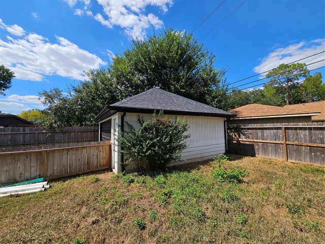 5706 Rutherglenn Drive, Houston, TX 77096