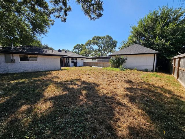 5706 Rutherglenn Drive, Houston, TX 77096
