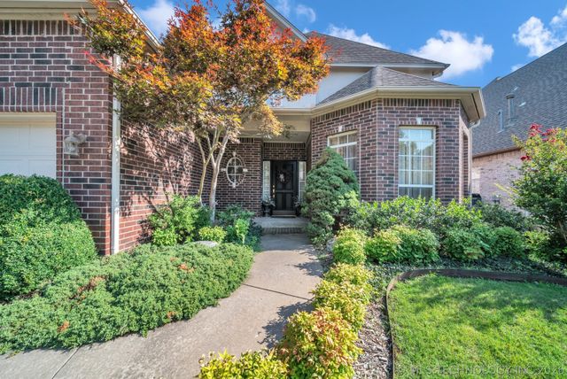 7909 E Freeport Place, Broken Arrow, OK 74014