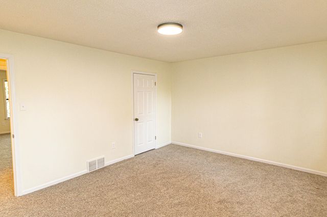 2265 EASTON DR, Cordova, TN 38016