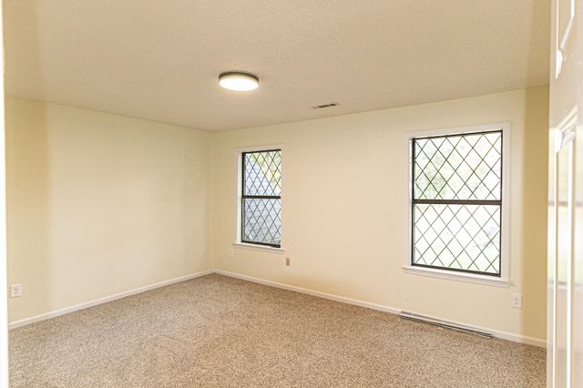 2265 EASTON DR, Cordova, TN 38016