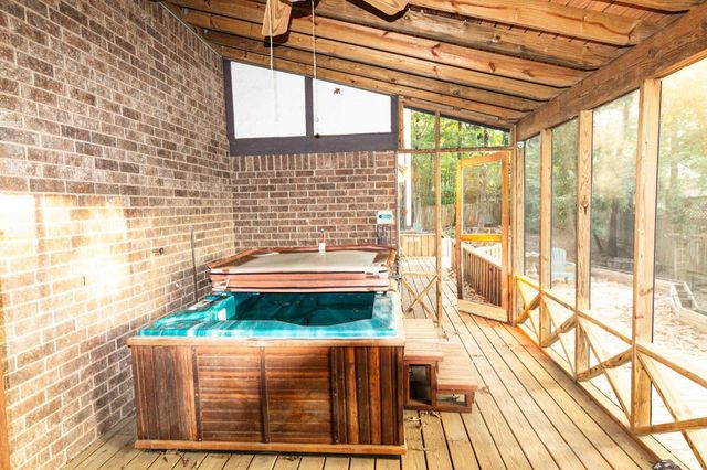 2265 EASTON DR, Cordova, TN 38016