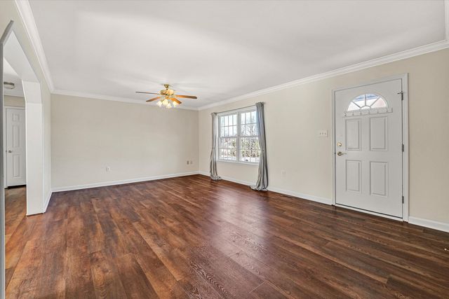 1840 Bluewater DR, Moneta, VA 24121