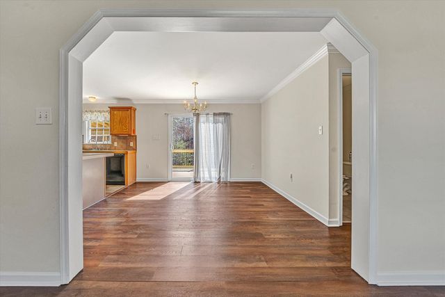 1840 Bluewater DR, Moneta, VA 24121