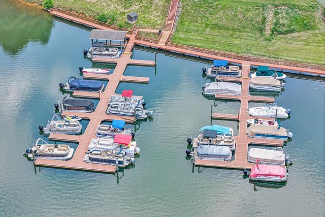 1840 Bluewater DR, Moneta, VA 24121