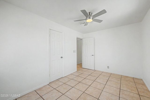 5207 S Champion Stravenue, Tucson, AZ 85706