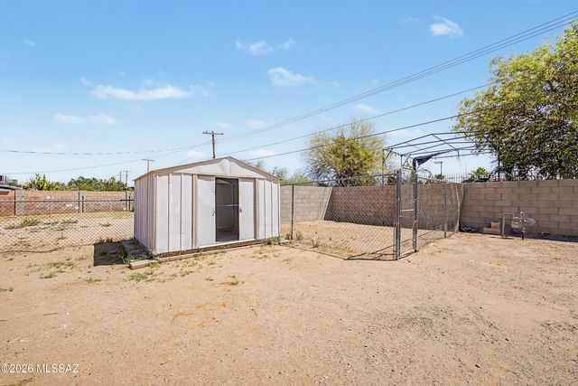 5207 S Champion Stravenue, Tucson, AZ 85706