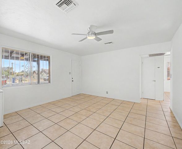 5207 S Champion Stravenue, Tucson, AZ 85706
