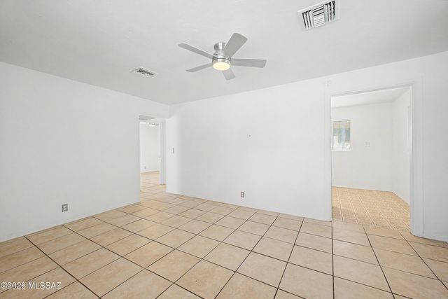 5207 S Champion Stravenue, Tucson, AZ 85706