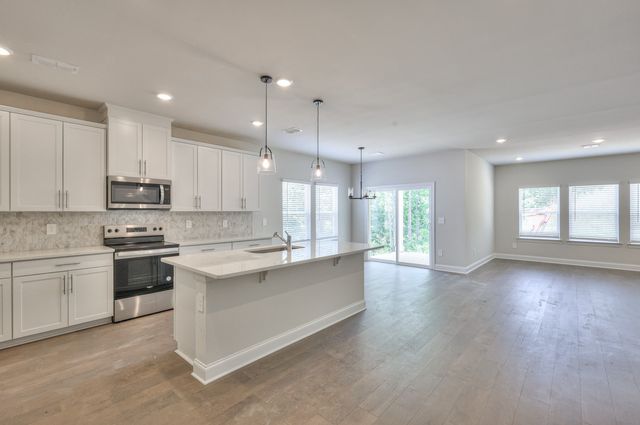 401 Long Dr, Smyrna, TN 37167