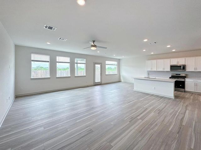 504 Millbrook BLVD, San Marcos, TX 78666