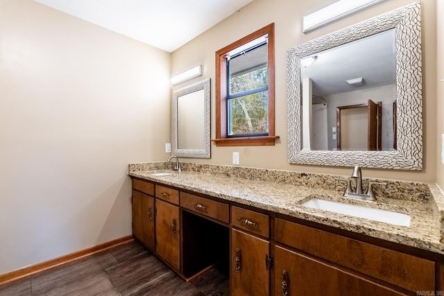 11 Sharon, Conway, AR 72034