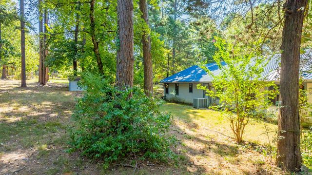 11 Sharon, Conway, AR 72034