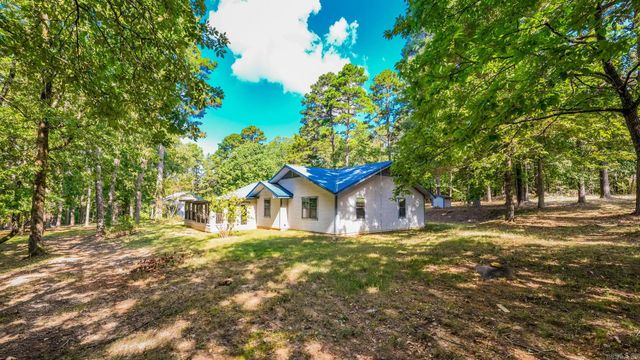 11 Sharon, Conway, AR 72034