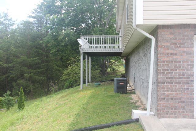 1055 Trojan Run Drive, Soddy Daisy, TN 37379