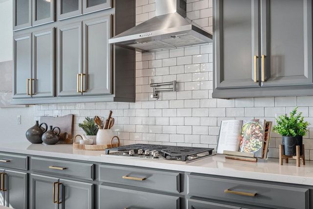 20 Hospital Road, Hollister, CA 95023