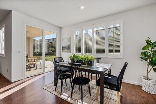 20 Hospital Road, Hollister, CA 95023