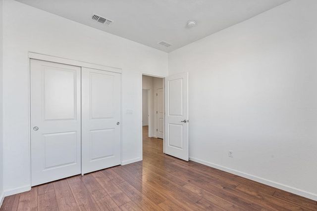 20 Hospital Road, Hollister, CA 95023