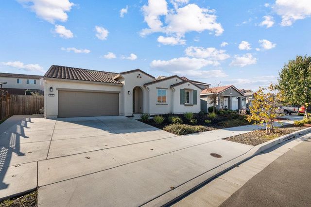 20 Hospital Road, Hollister, CA 95023