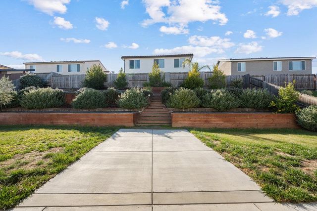 20 Hospital Road, Hollister, CA 95023