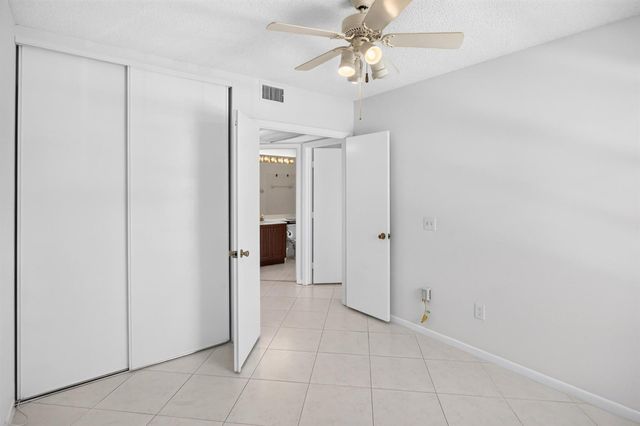 5283 Europa Drive D, Boynton Beach, FL 33437