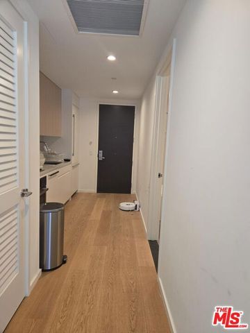 877 Francisco Street 825, Los Angeles, CA 90017