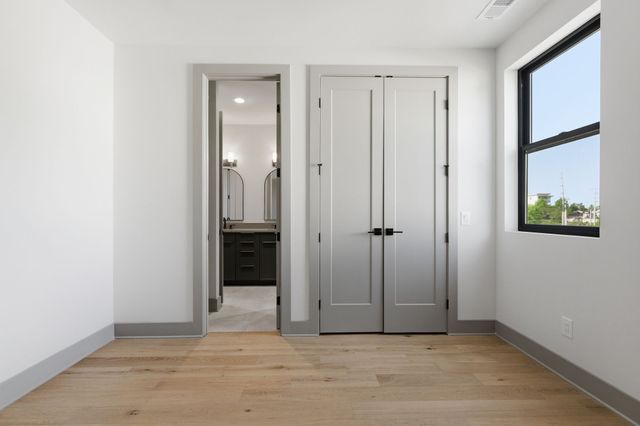 2014B 9th Ave, N, Nashville, TN 37208