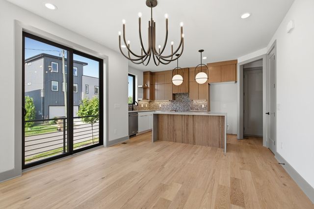 2014B 9th Ave, N, Nashville, TN 37208