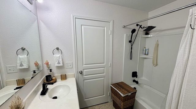 16542 Mandate Drive, Houston, TX 77049