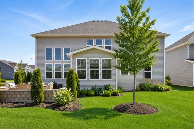 2540 Weatherbee Lane, Naperville, IL 60563