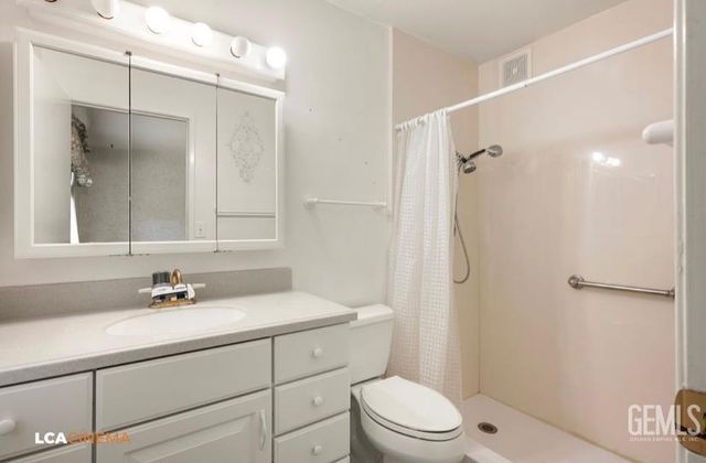 409 Birkdale Way, Bakersfield, CA 93309