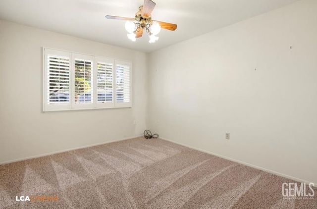 409 Birkdale Way, Bakersfield, CA 93309
