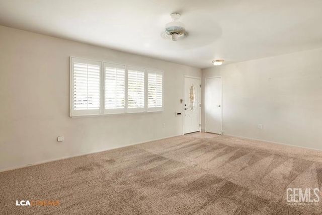 409 Birkdale Way, Bakersfield, CA 93309