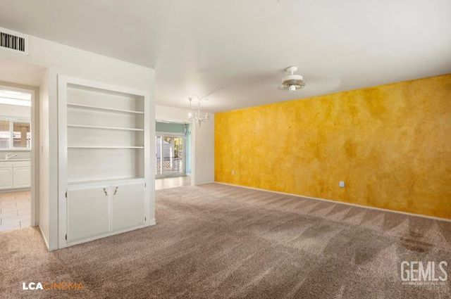 409 Birkdale Way, Bakersfield, CA 93309