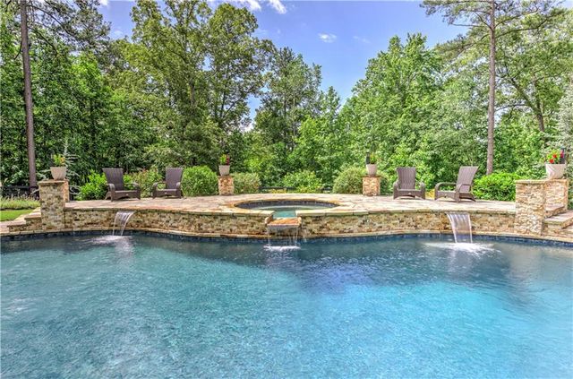 126 Townsend Pass, Alpharetta, GA 30004