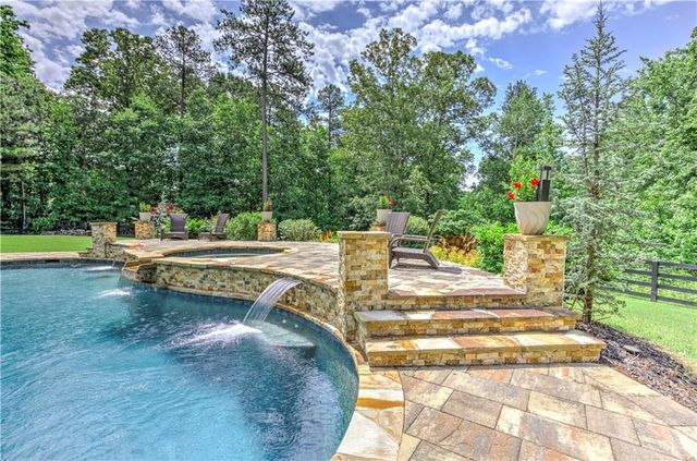 126 Townsend Pass, Alpharetta, GA 30004