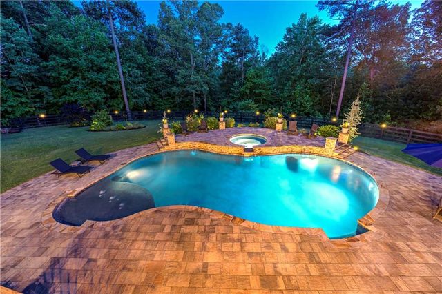 126 Townsend Pass, Alpharetta, GA 30004