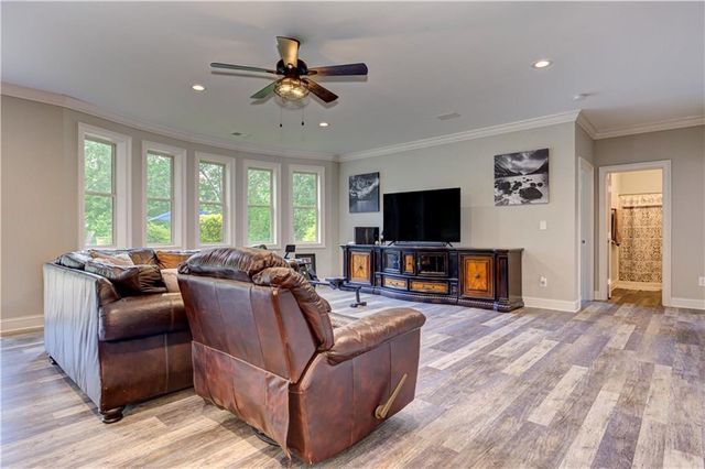 126 Townsend Pass, Alpharetta, GA 30004