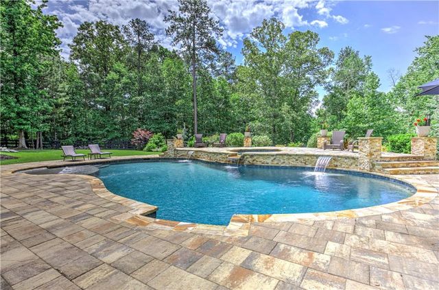 126 Townsend Pass, Alpharetta, GA 30004