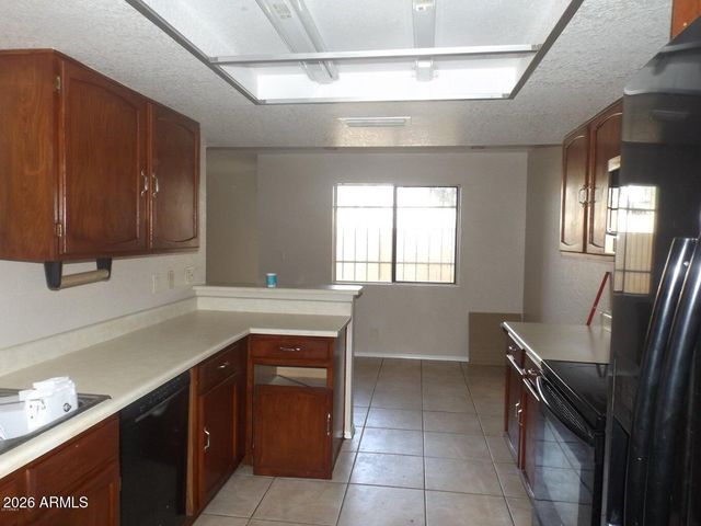 7770 N 20TH Avenue, Phoenix, AZ 85021