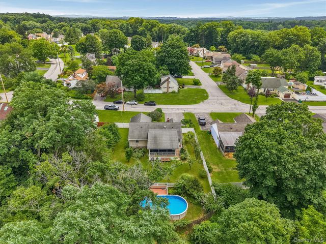 40 Honey Lane, Wappingers Falls, NY 12590
