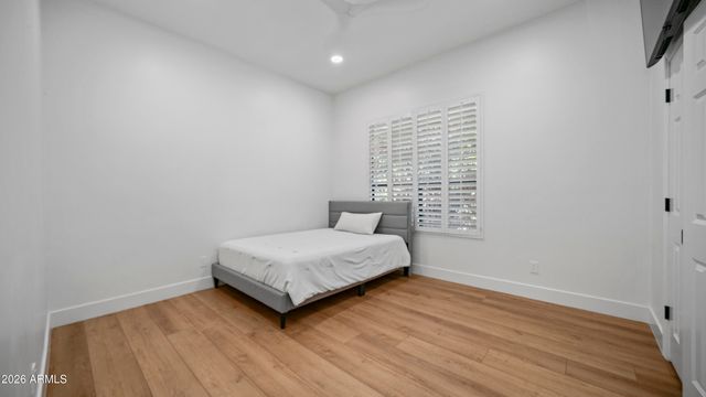 5468 E LUPINE Avenue, Scottsdale, AZ 85254