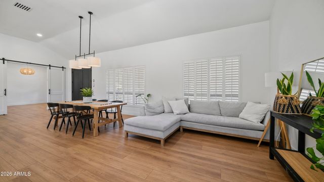 5468 E LUPINE Avenue, Scottsdale, AZ 85254