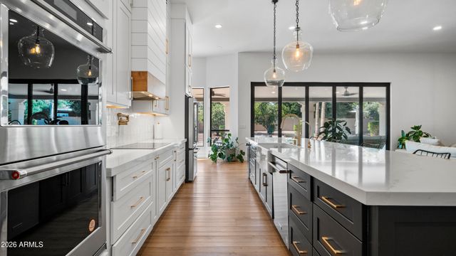 5468 E LUPINE Avenue, Scottsdale, AZ 85254