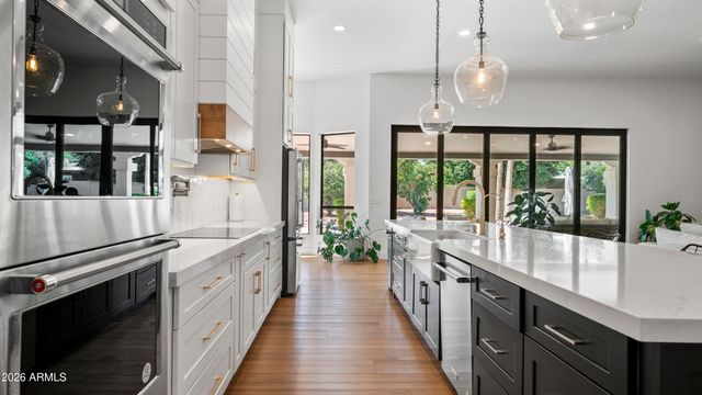 5468 E LUPINE Avenue, Scottsdale, AZ 85254