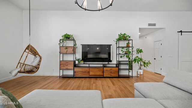 5468 E LUPINE Avenue, Scottsdale, AZ 85254