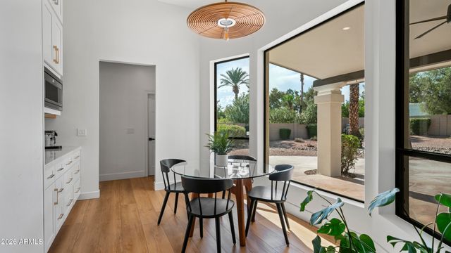 5468 E LUPINE Avenue, Scottsdale, AZ 85254